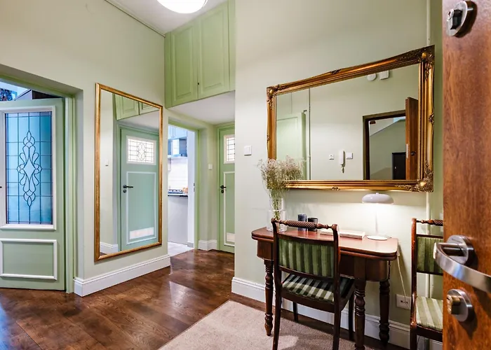 Old Town By Ecru Gda1